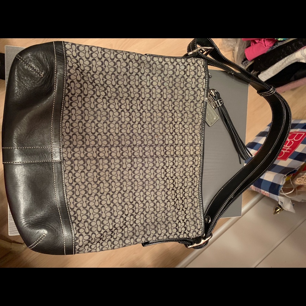 Vintage Coach great condition, very clean!